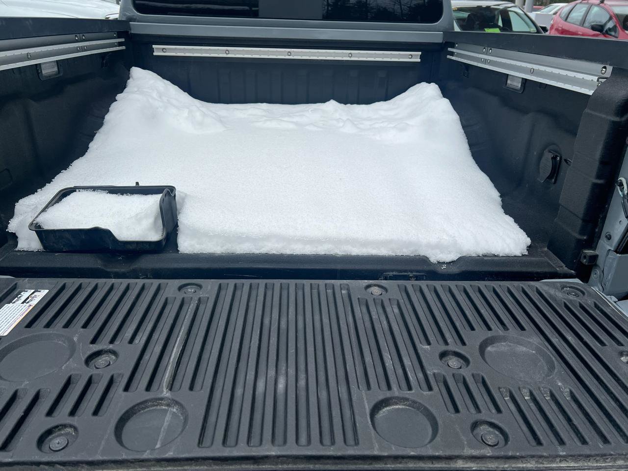 Used 2023 Nissan Frontier PRO-4X w/ Pro-4X Premium Package image 12