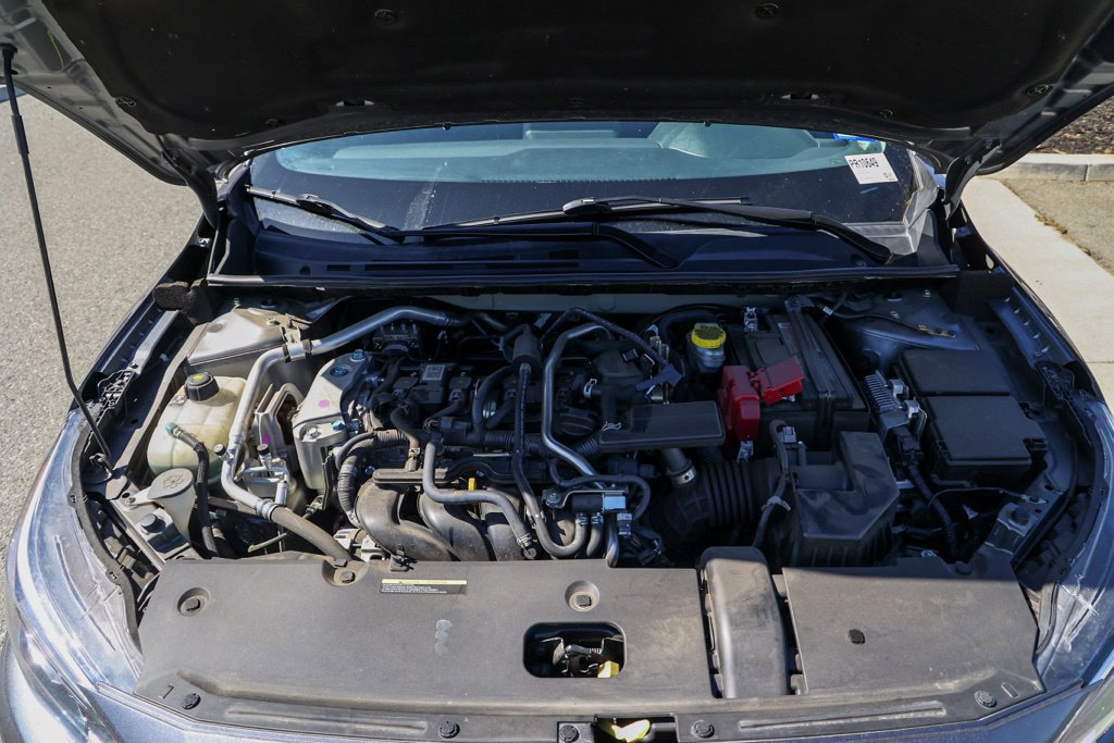 Used 2025 Nissan Sentra SR FWD image 32