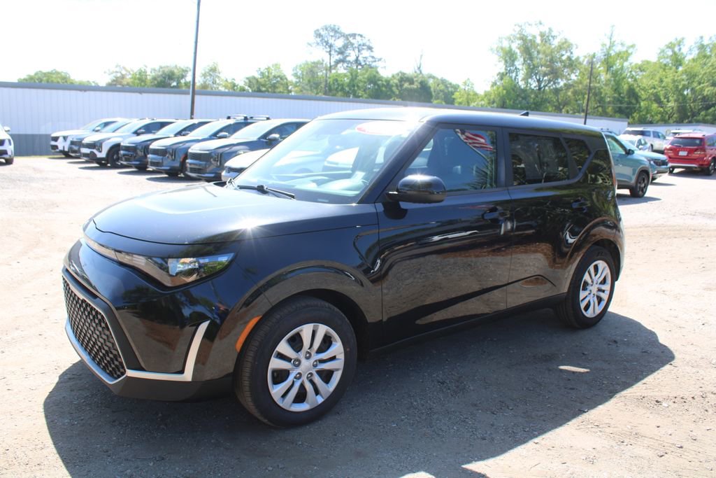 Certified 2023 Kia Soul LX image 14