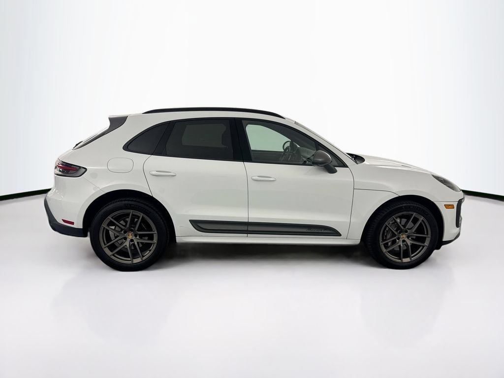 Used 2023 Porsche Macan Turbo AWD/4WD image 4