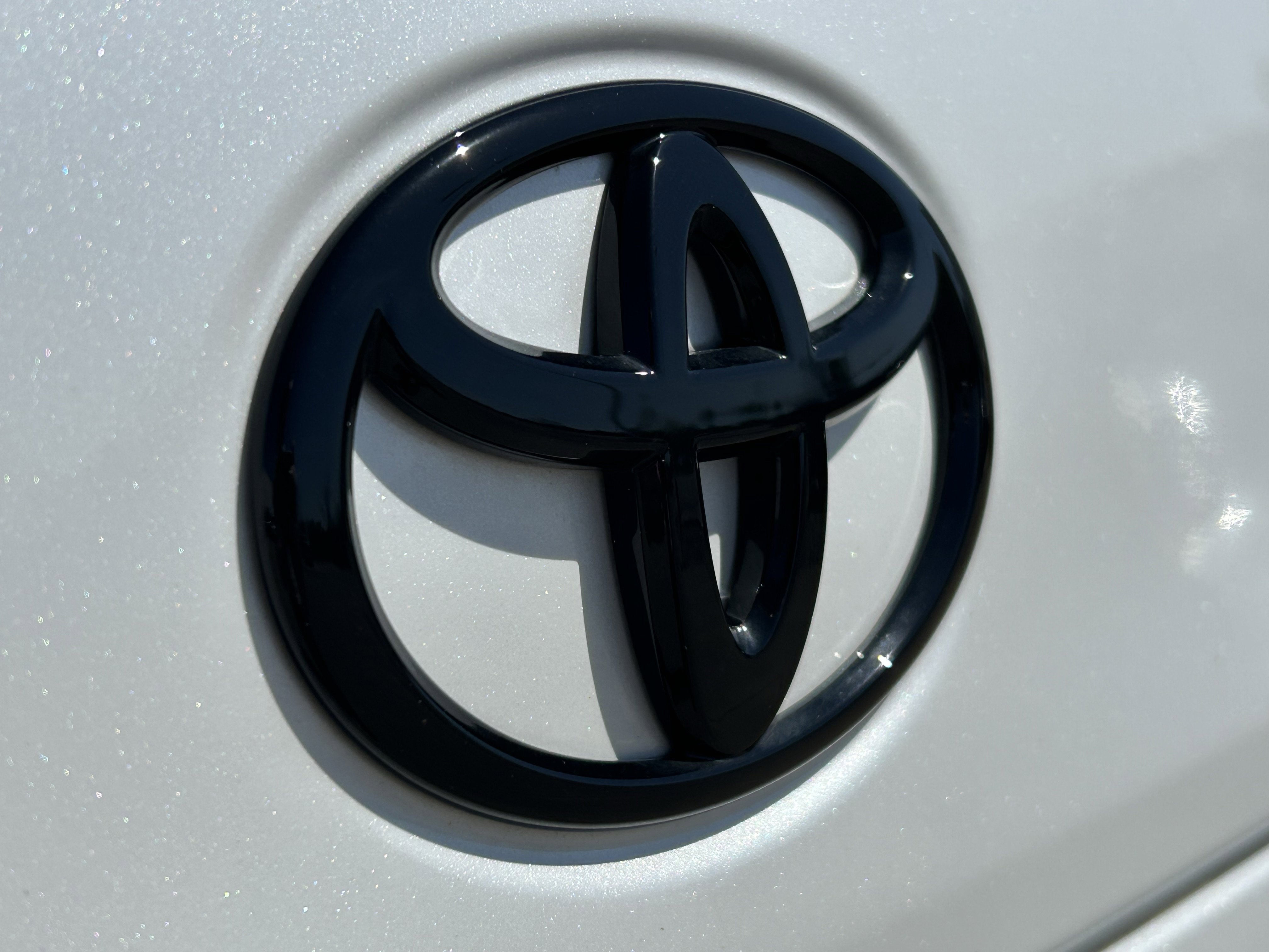 Certified 2023 Toyota Corolla Cross XLE w/ Convenience Package AWD/4WD image 7