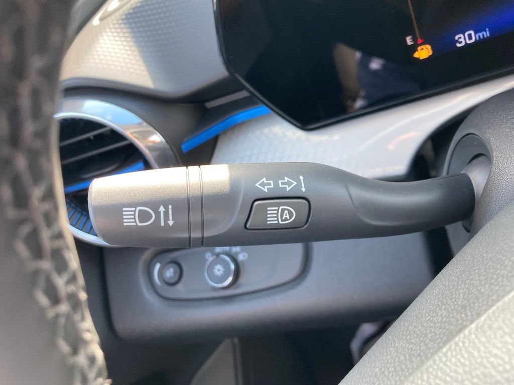 New 2026 Chevrolet Trax LT w/ Midnight Edition FWD image 10