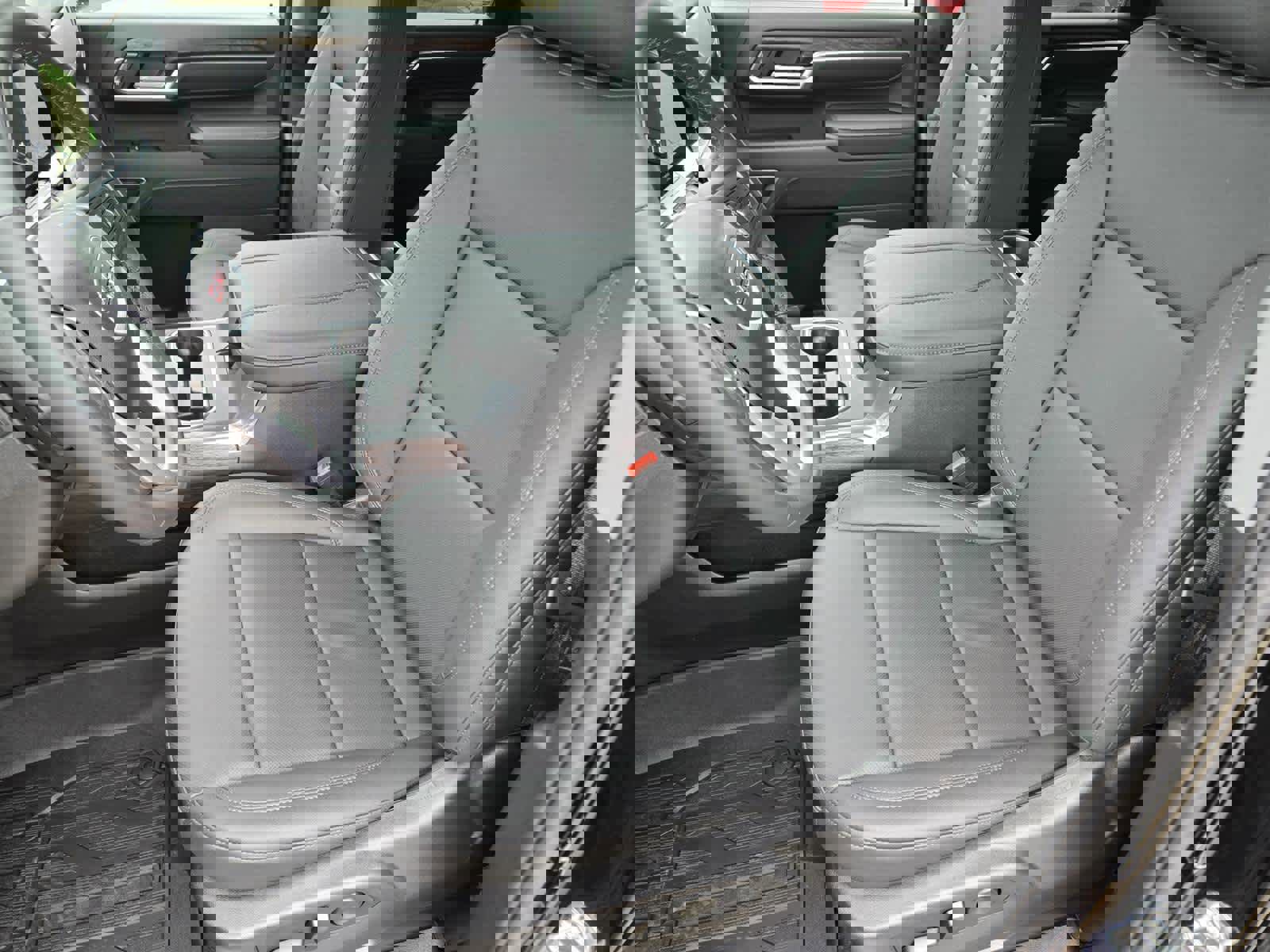 New 2025 GMC Sierra 2500 SLT image 21