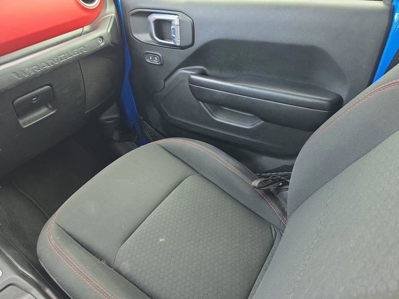 Used 2021 Jeep Wrangler Unlimited Rubicon image 10