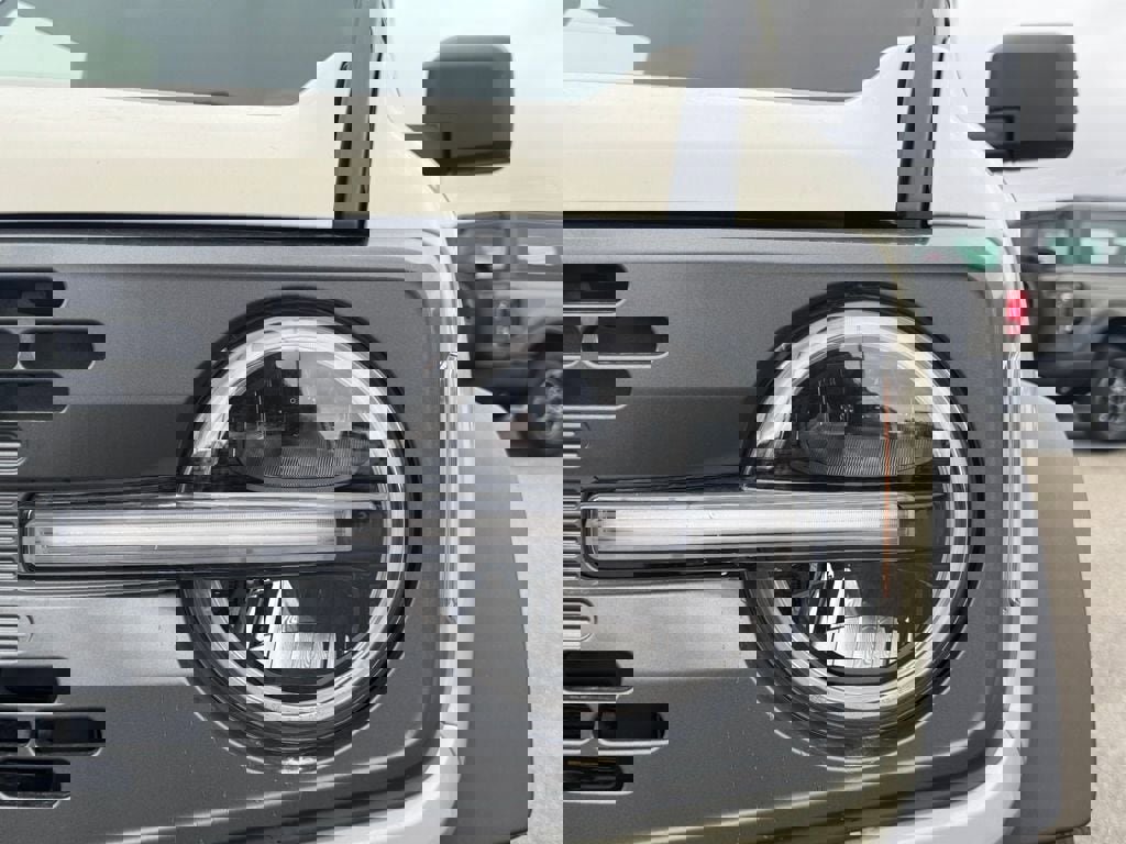 New 2025 Ford Bronco Badlands image 10