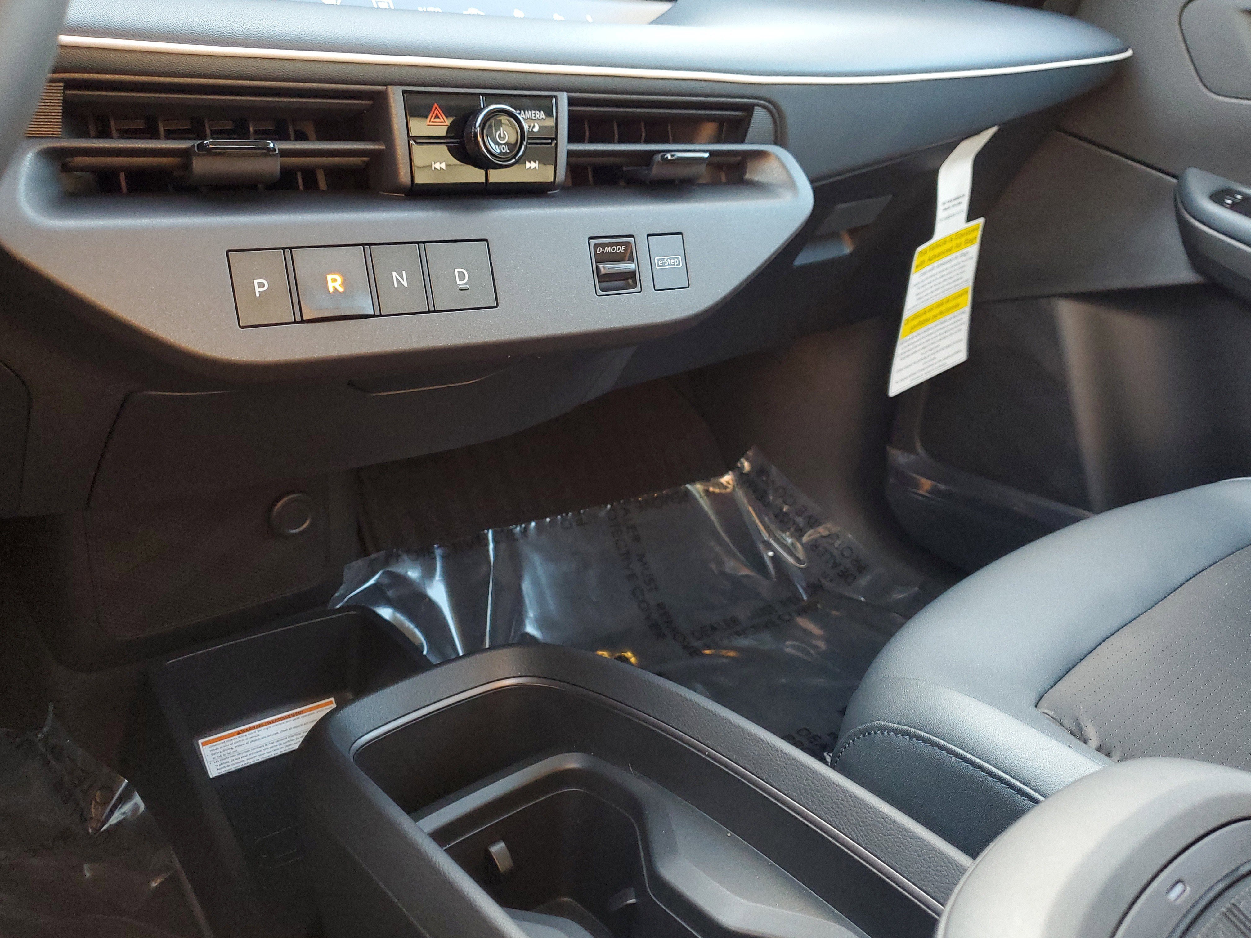 New 2026 Nissan Leaf SV+ w/ Floor Mat Package (SV+) image 14