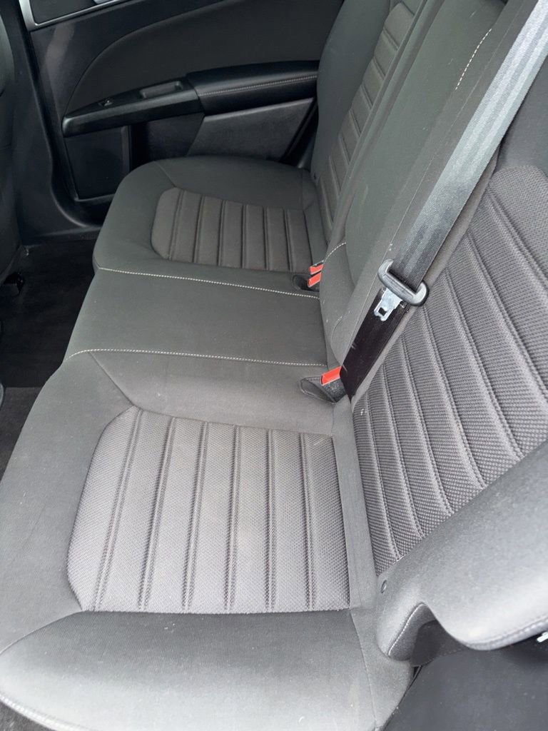 Used 2019 Ford Fusion SE image 19