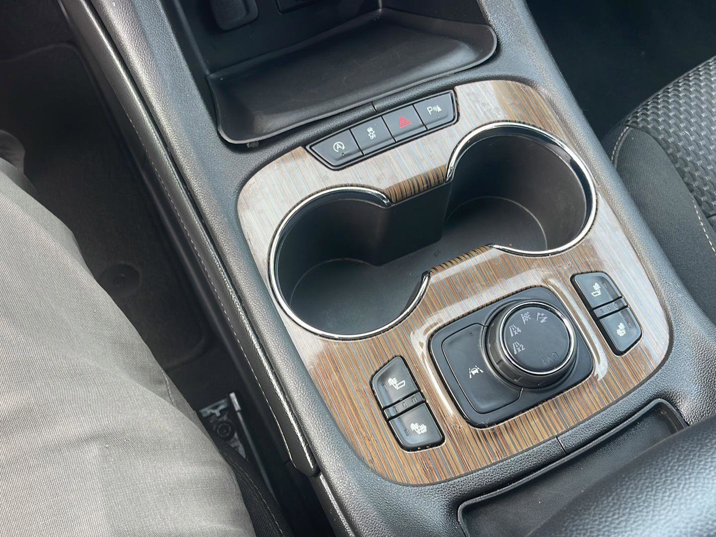 Used 2022 GMC Acadia SLE w/ Driver Convenience Package AWD/4WD image 12