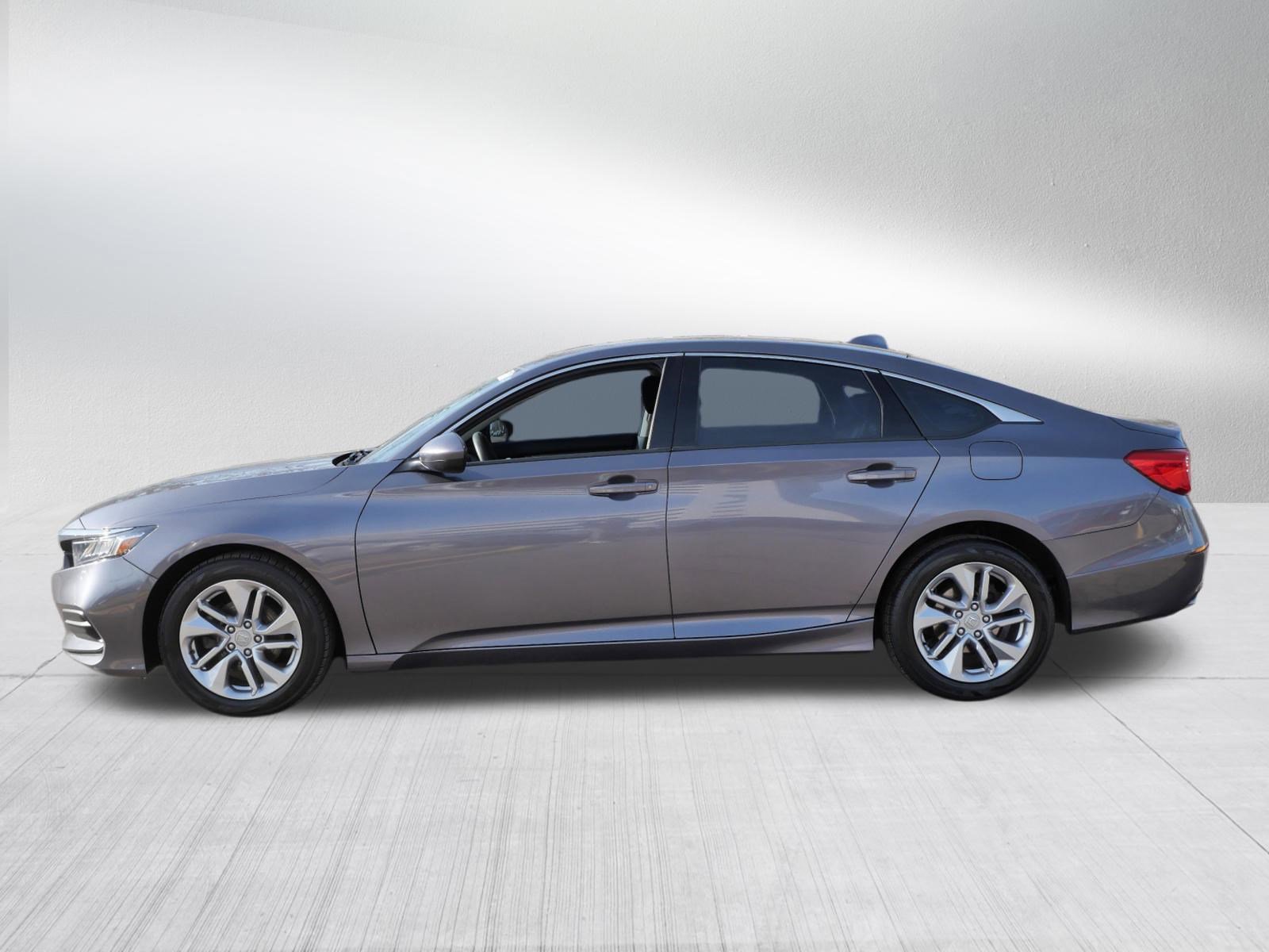 Used 2018 Honda Accord LX image 4