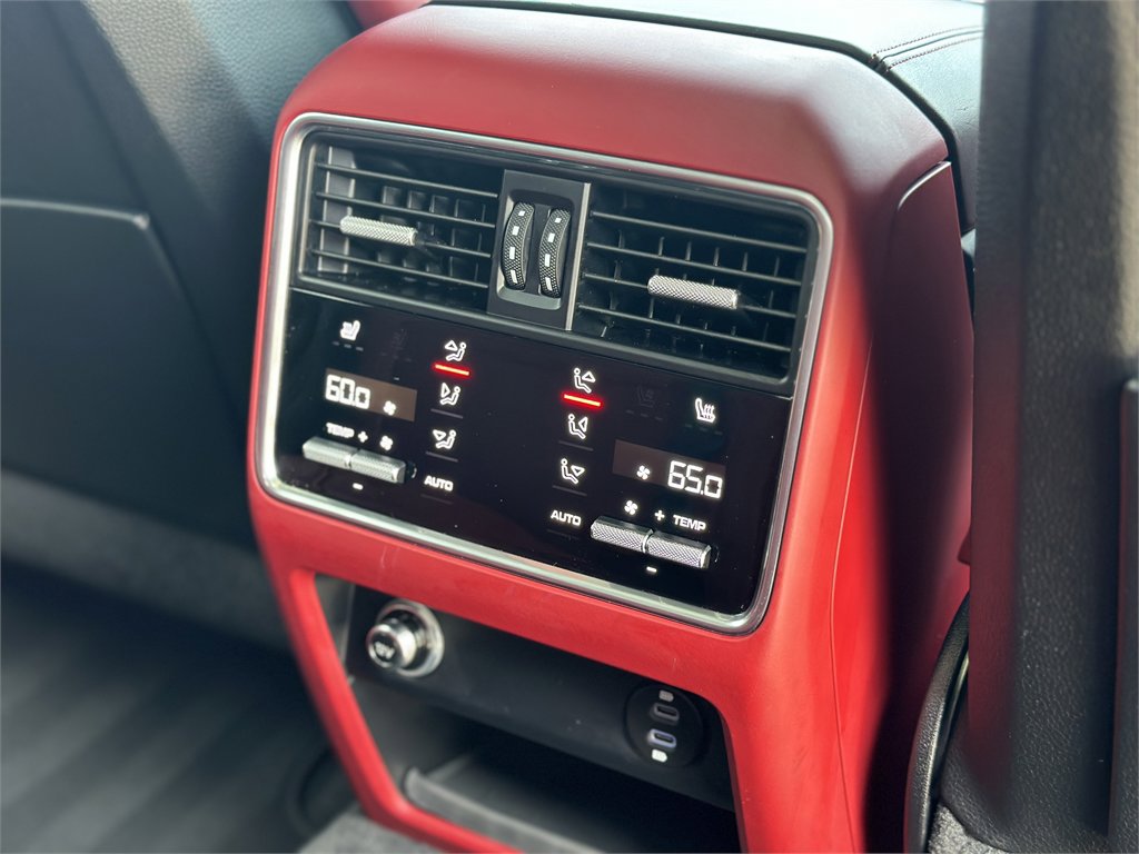 Used 2022 Porsche Cayenne GTS image 24