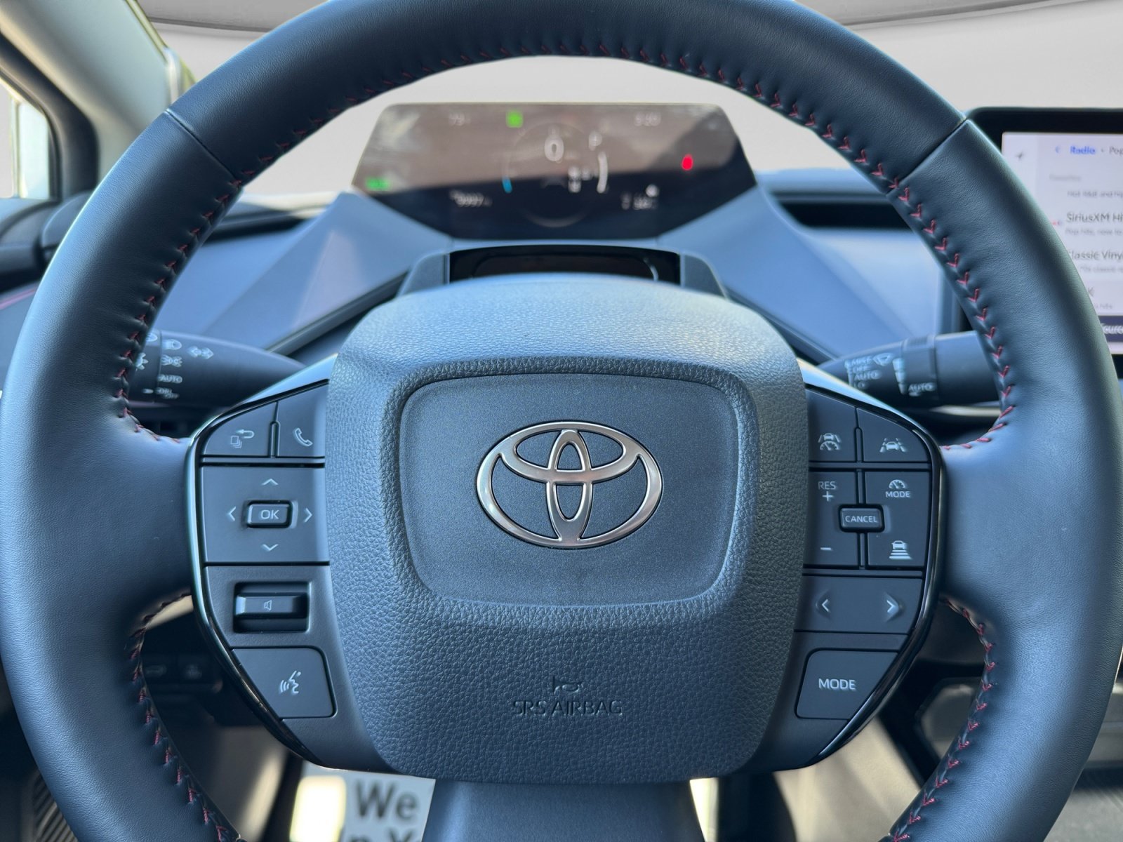 Used 2024 Toyota Prius Prime Premium w/ Advanced Technology Package FWD image 19