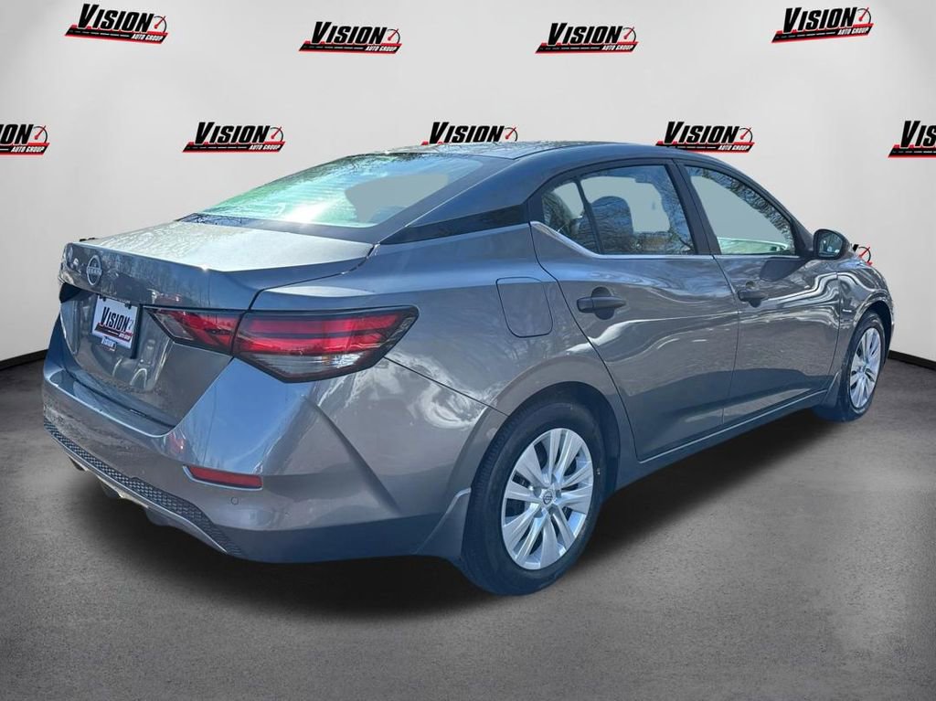 Used 2025 Nissan Sentra S image 5