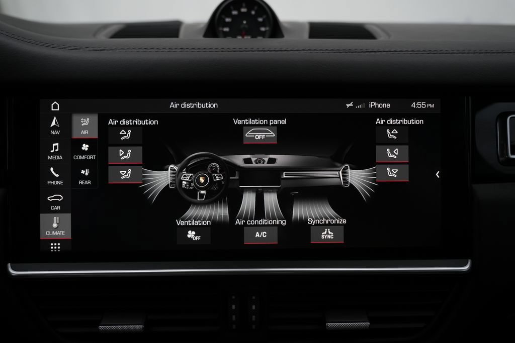 Used 2019 Porsche Cayenne Turbo AWD/4WD image 80