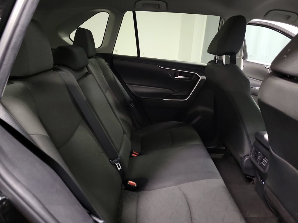 Used 2023 Toyota RAV4 XLE FWD image 21
