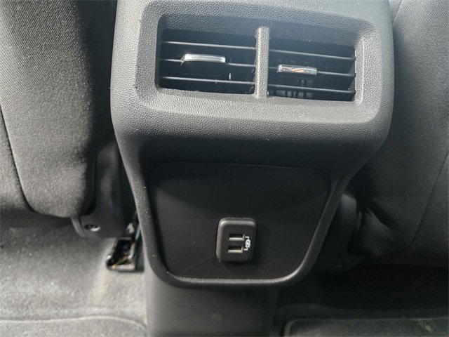 Used 2023 Chevrolet Equinox LT w/ Driver Convenience Package image 15