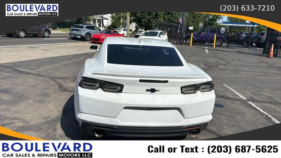 Used 2020 Chevrolet Camaro LT w/ RS Package RWD image 6