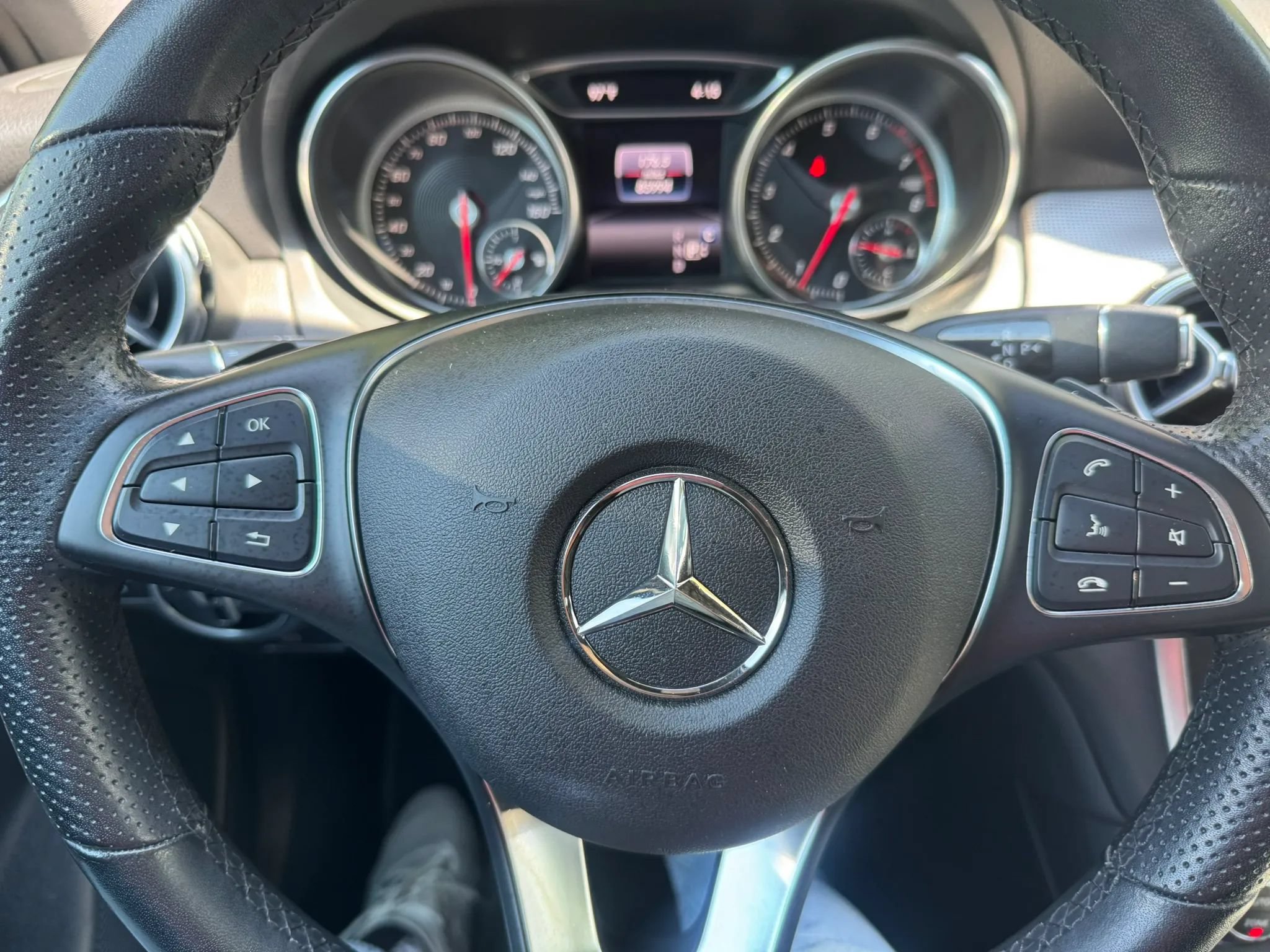Used 2019 Mercedes-Benz GLA 250 4MATIC image 30