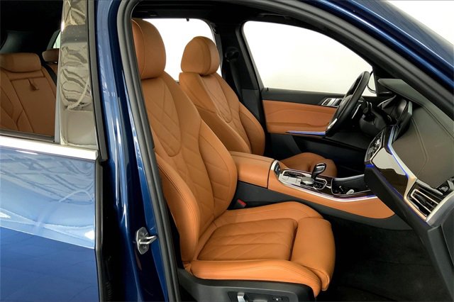 Used 2023 BMW X5 sDrive40i w/ Parking Assistance Package image 7