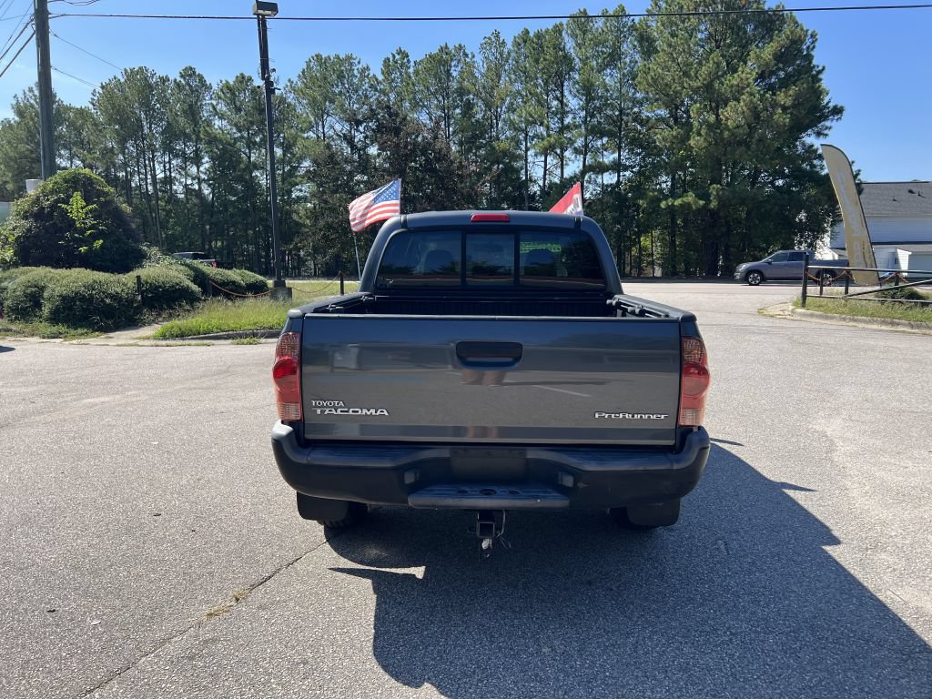 Used 2015 Toyota Tacoma PreRunner w/ Convenience Package RWD image 6