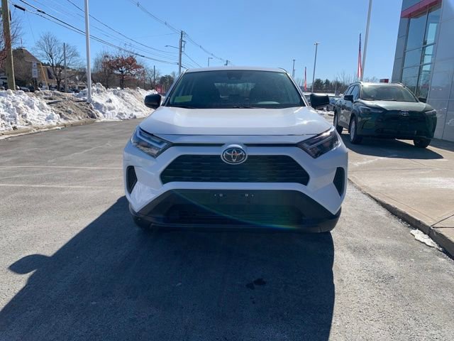 Used 2024 Toyota RAV4 LE image 9