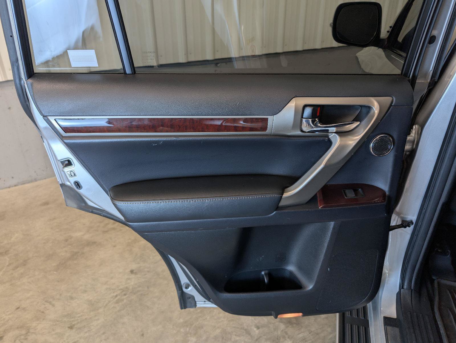 Used 2019 Lexus GX 460 Luxury AWD/4WD image 49