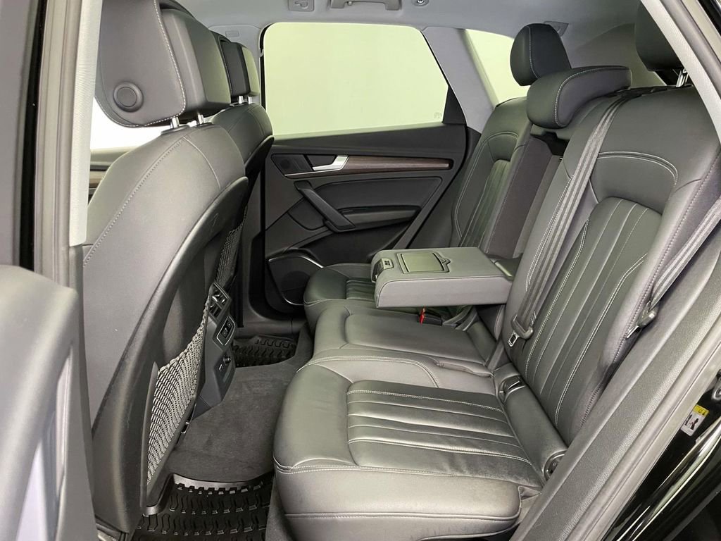 Used 2023 Audi Q5 2.0T Premium w/ Convenience Package image 19