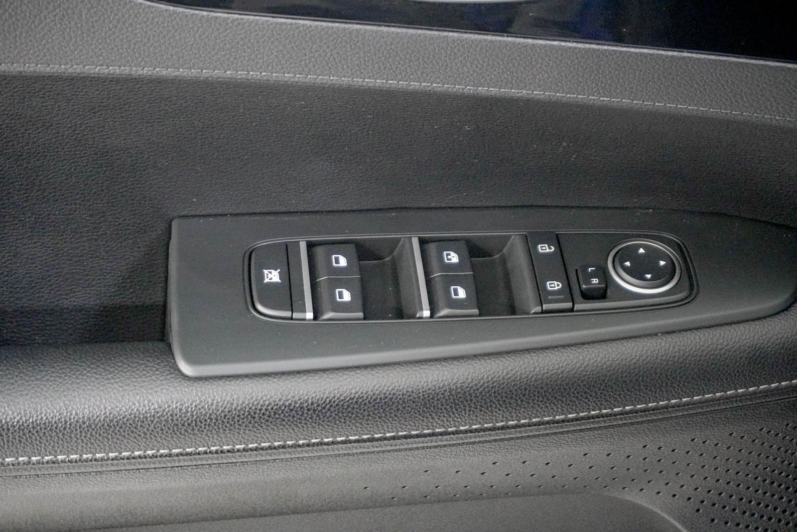 Used 2021 Kia Forte EX image 17