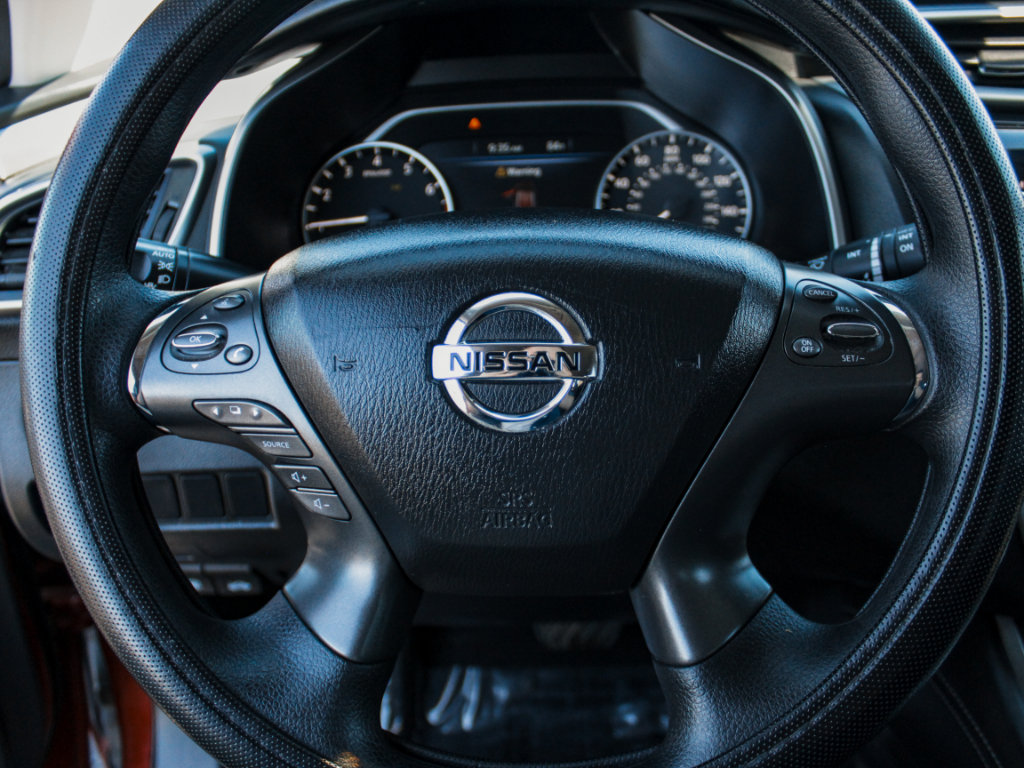 Used 2019 Nissan Murano S AWD/4WD image 11