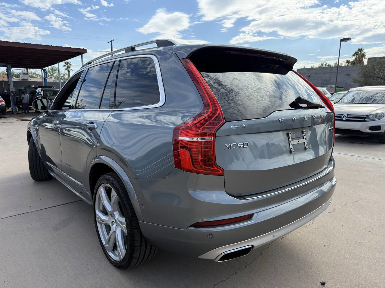 Used 2018 Volvo XC90 T6 Momentum w/ Convenience Package image 6