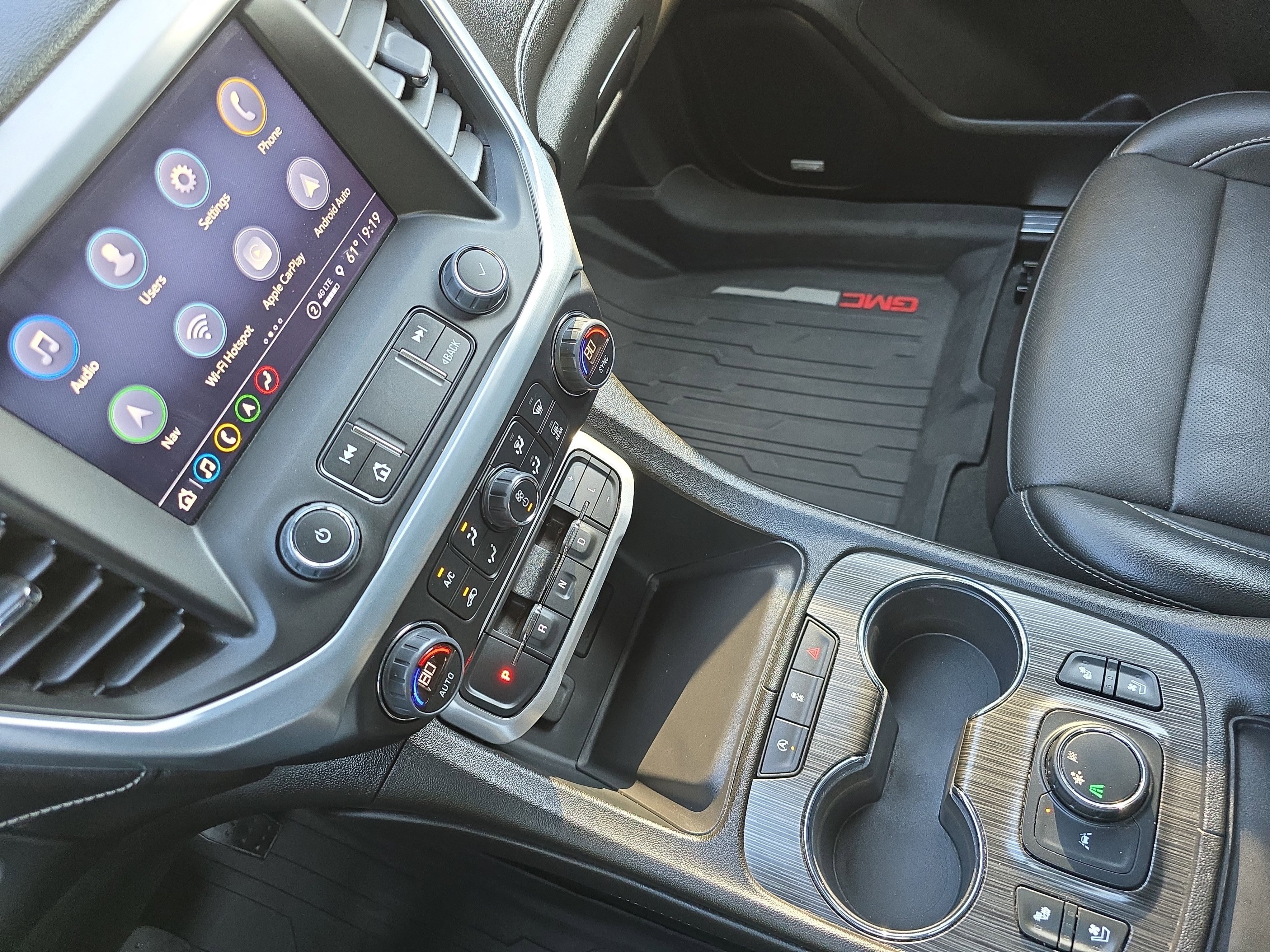 Used 2023 GMC Acadia SLT w/ Technology Package image 21