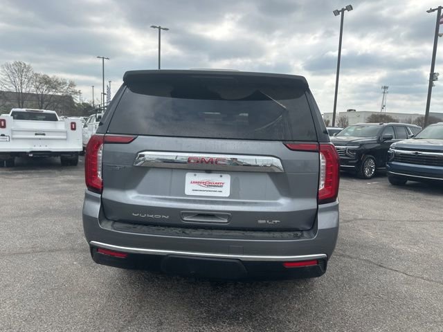 Used 2022 GMC Yukon SLT AWD/4WD image 4