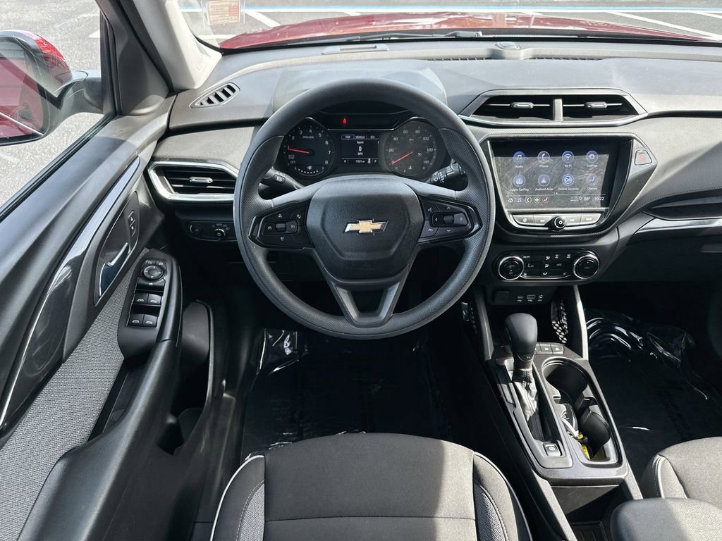 Certified 2023 Chevrolet TrailBlazer LT w/ Convenience Package FWD image 21