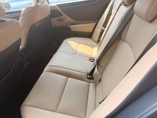 Used 2021 Lexus ES 300h w/ Premium Package FWD image 6