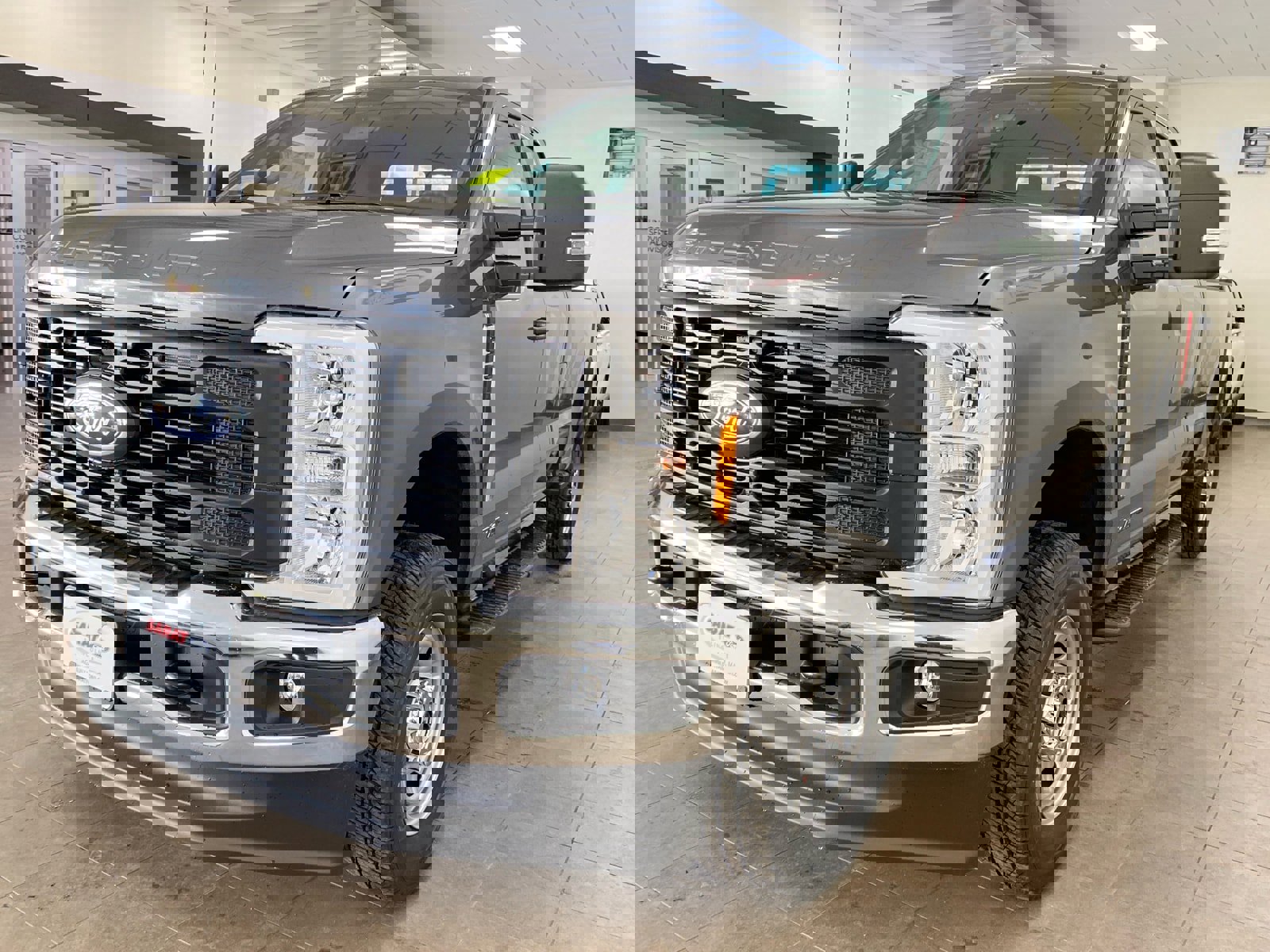 New 2026 Ford F250 XL w/ XL Chrome Package image 4
