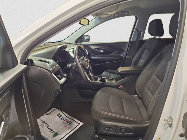 Used 2023 GMC Terrain SLE w/ Driver Convenience Package image 9