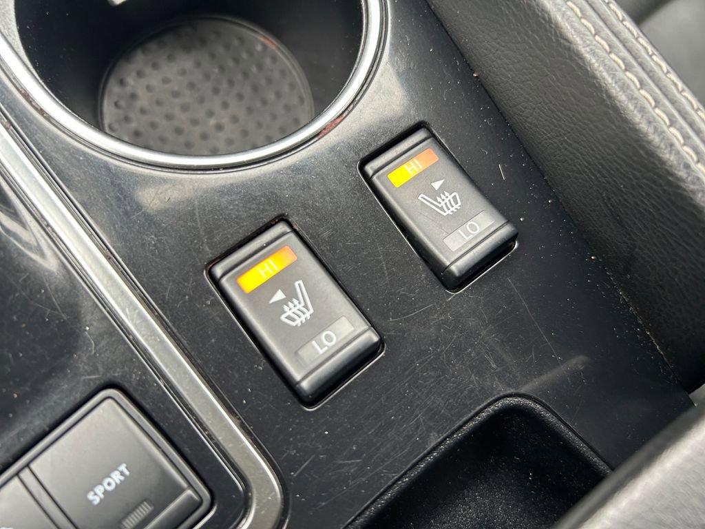 Used 2022 Nissan Maxima SV w/ Floor Mat Group image 35