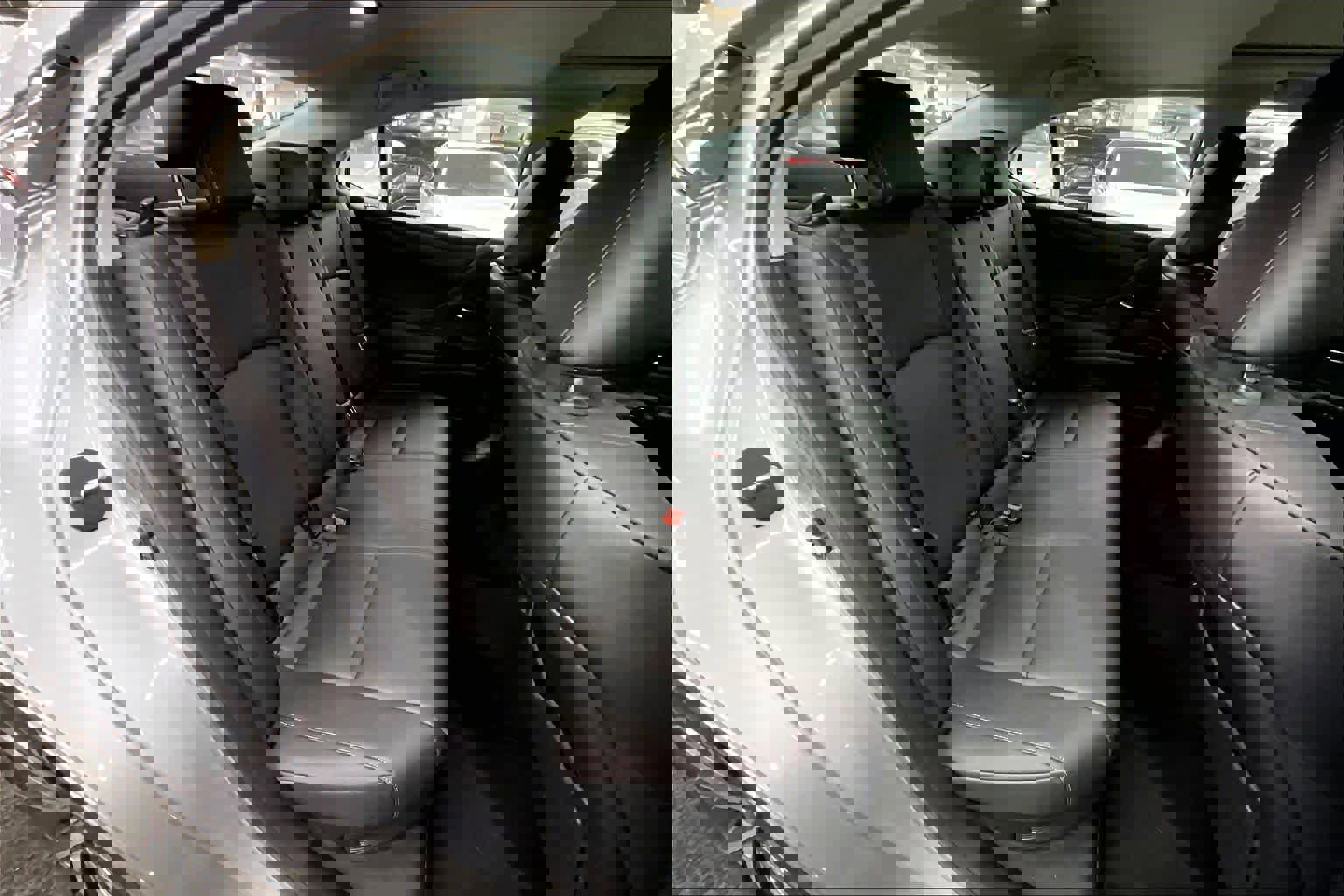 Used 2025 Lexus ES 300h w/ Premium Package image 20