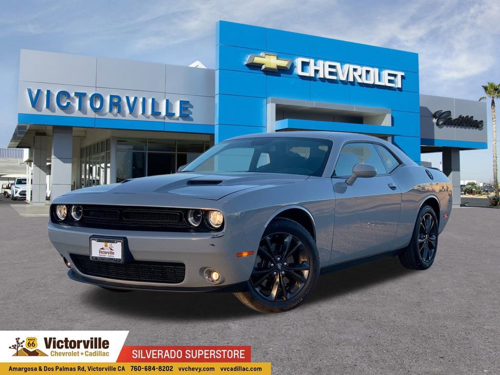 Used 2022 Dodge Challenger SXT w/ Blacktop Package image 1