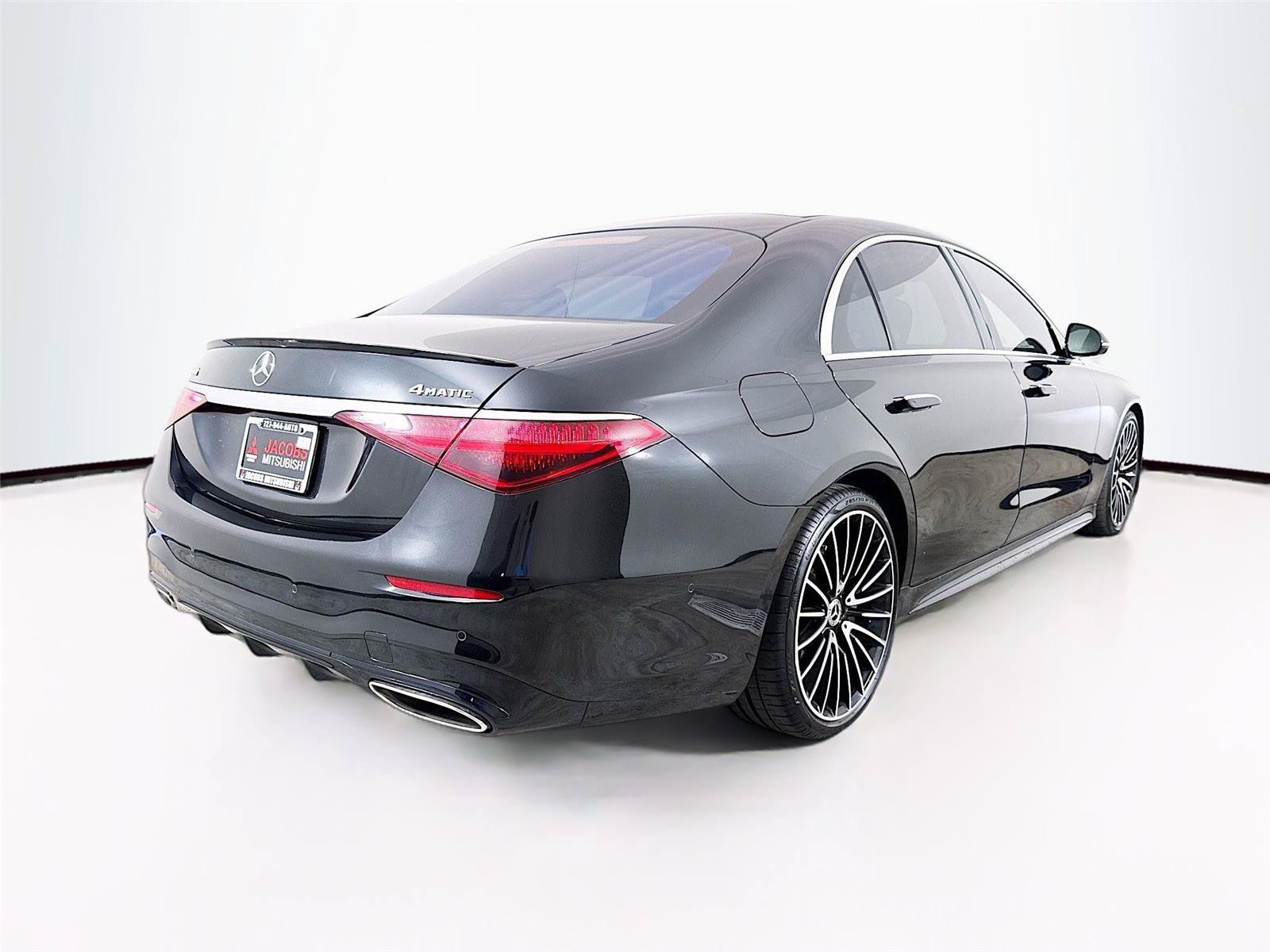 Used 2022 Mercedes-Benz S 500 4MATIC w/ AMG Line Package image 42