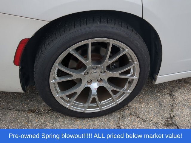 Used 2015 Dodge Charger R/T RWD image 14