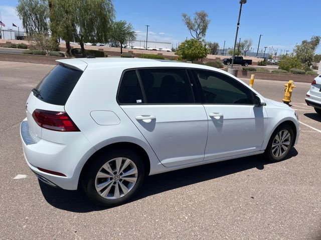 Used 2020 Volkswagen Golf 4-Door FWD image 5