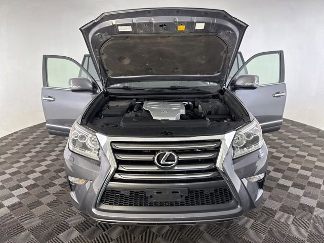 Used 2015 Lexus GX 460 w/ Premium Package AWD/4WD image 12