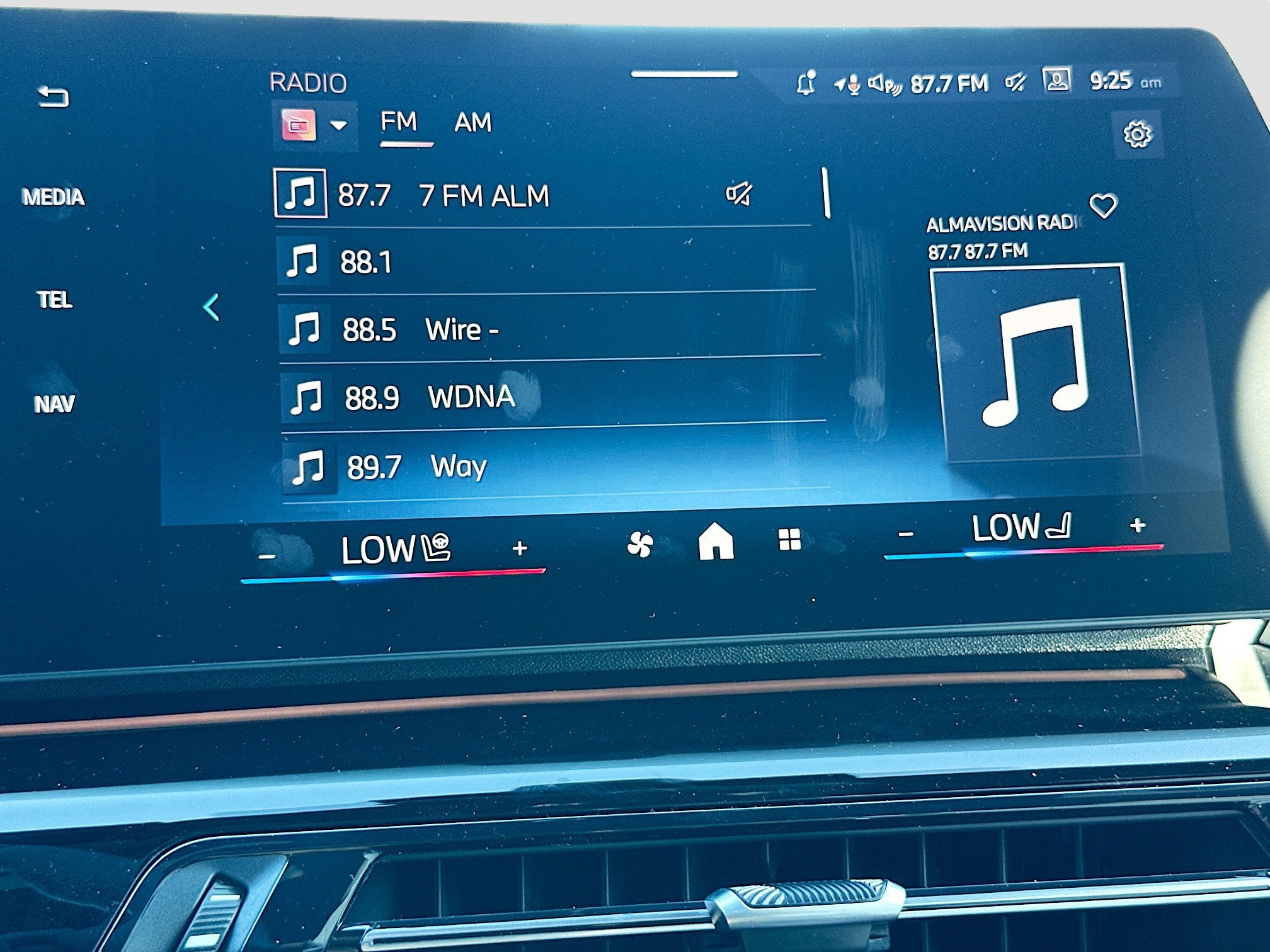 New 2026 BMW X1 xDrive28i w/ Convenience Package image 12