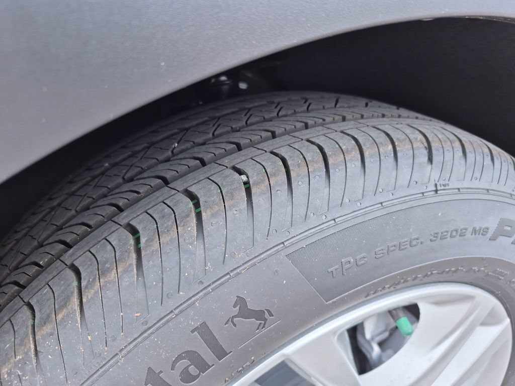 New 2026 Buick Envista Sport Touring w/ Convenience I Package FWD image 16