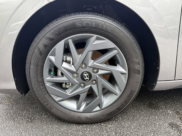 Certified 2025 Hyundai Elantra Hybrid w/ Cargo Package FWD image 11
