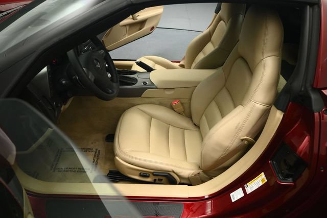 Used 2007 Chevrolet Corvette Coupe w/ Preferred Equipment Group RWD image 36