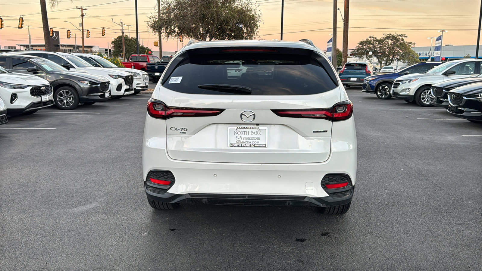 Certified 2025 MAZDA CX-70 3.3 Turbo w/ Preferred Package image 7