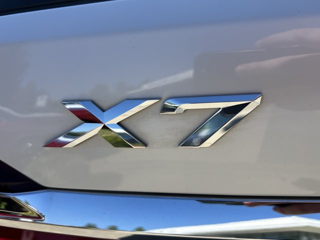 Used 2022 BMW X7 xDrive40i w/ Executive Package AWD/4WD image 7