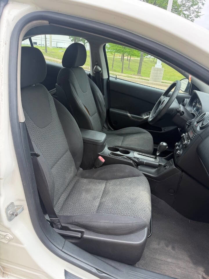 Used 2008 Pontiac G6 Sedan FWD image 7
