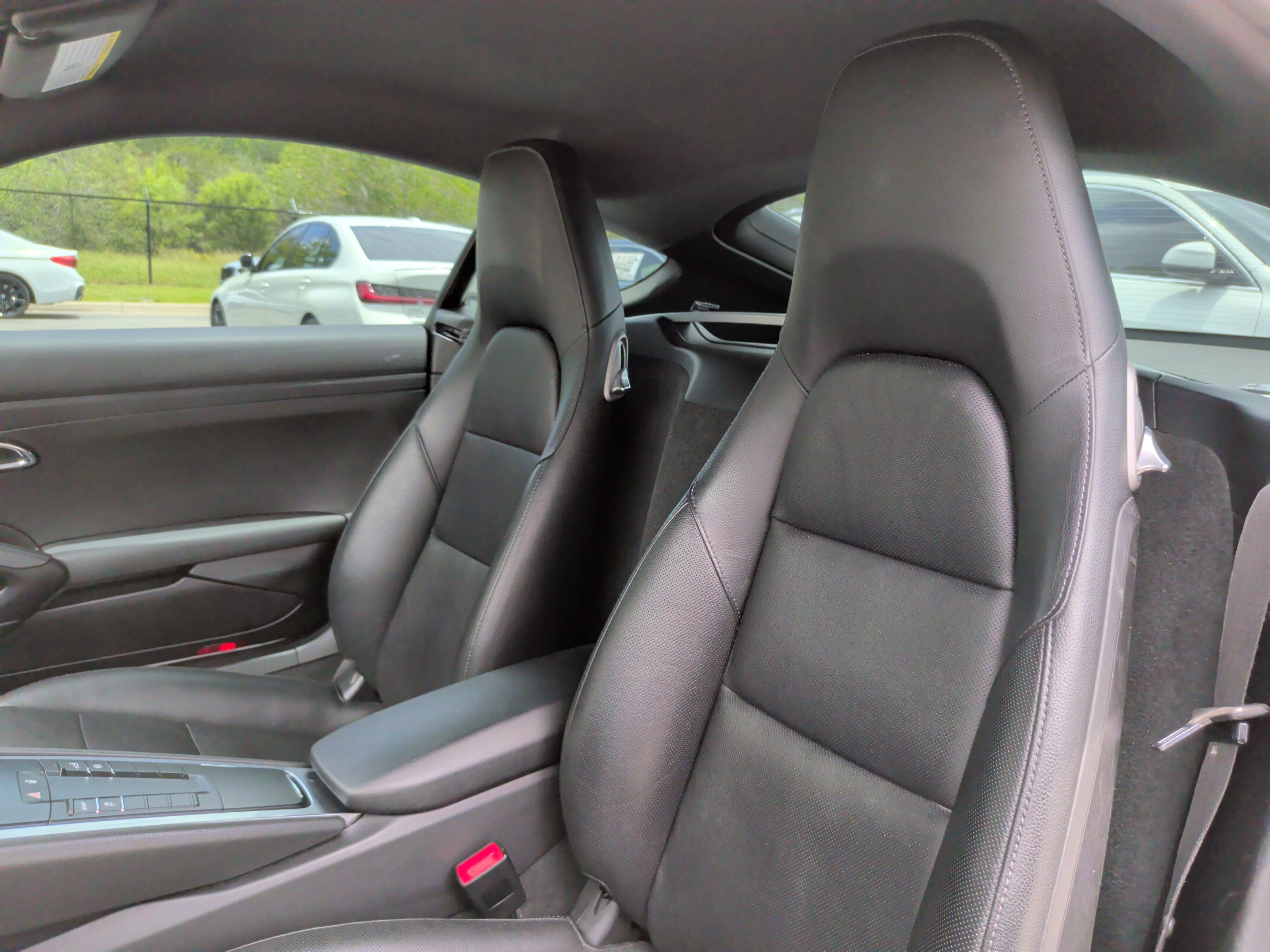 Used 2018 Porsche 718 Cayman RWD image 24